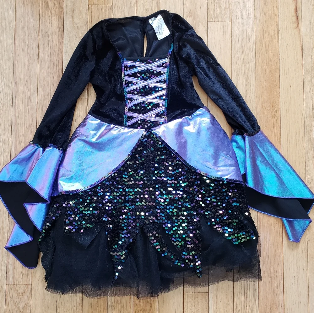 Spirit of Halloween Child's Girl's Mystic Witch Costume Dress S 6 Hocus Pocus